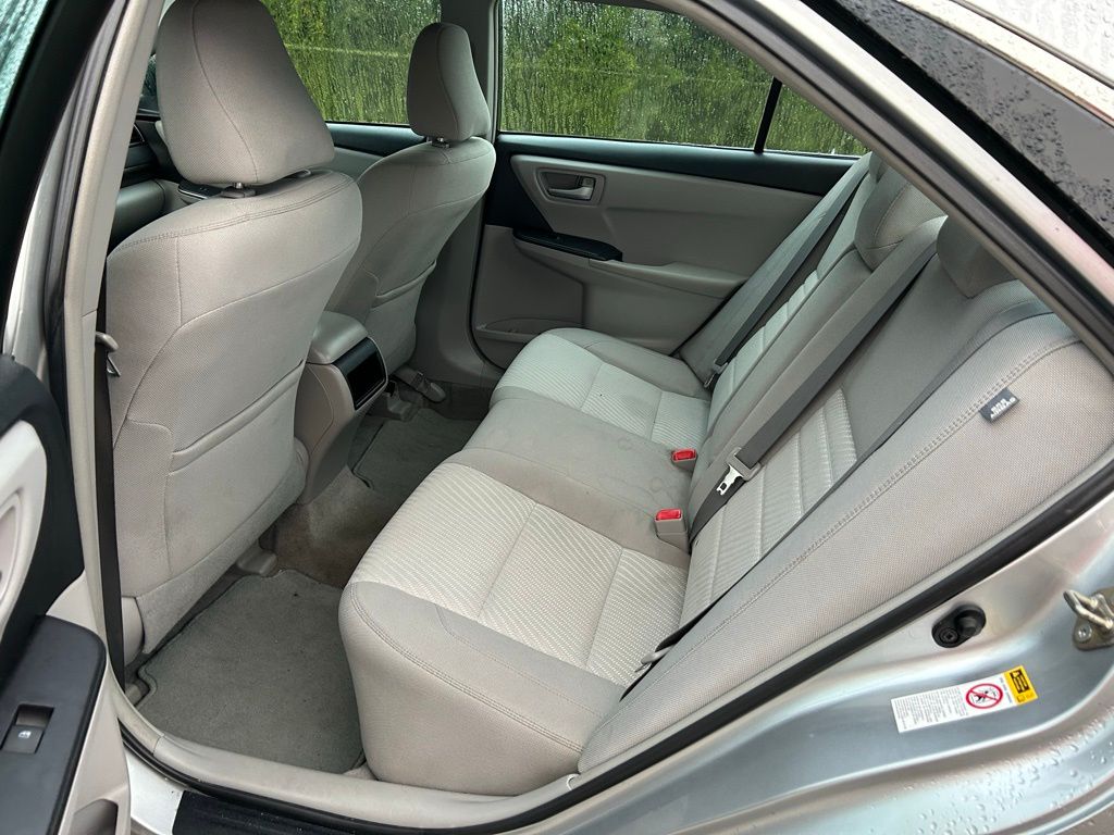 Thumbnail: 2017 Toyota Camry - 12