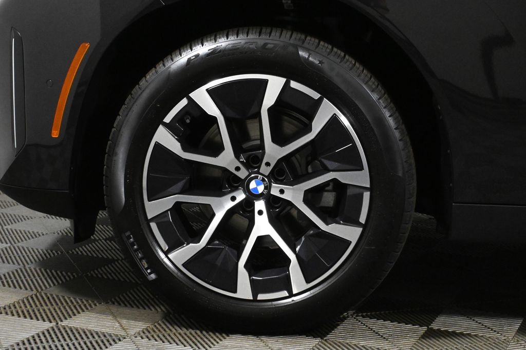 Thumbnail: 2026 BMW X3 - 12