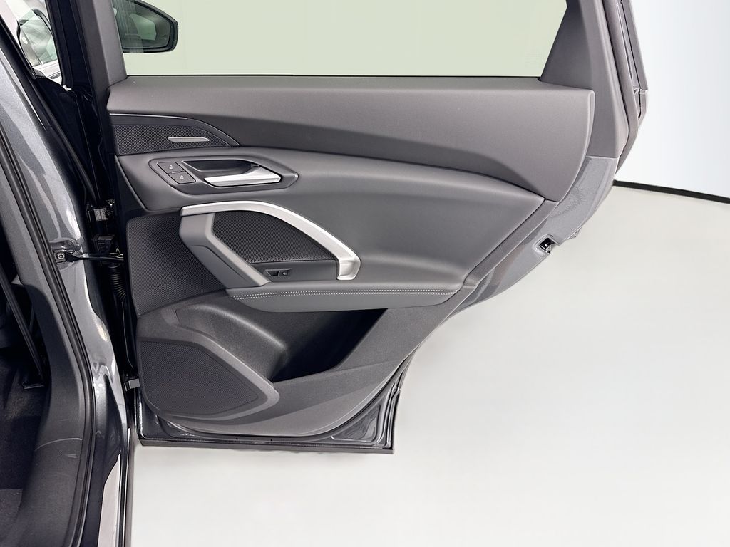 Thumbnail: 2026 Audi Q5 - 26