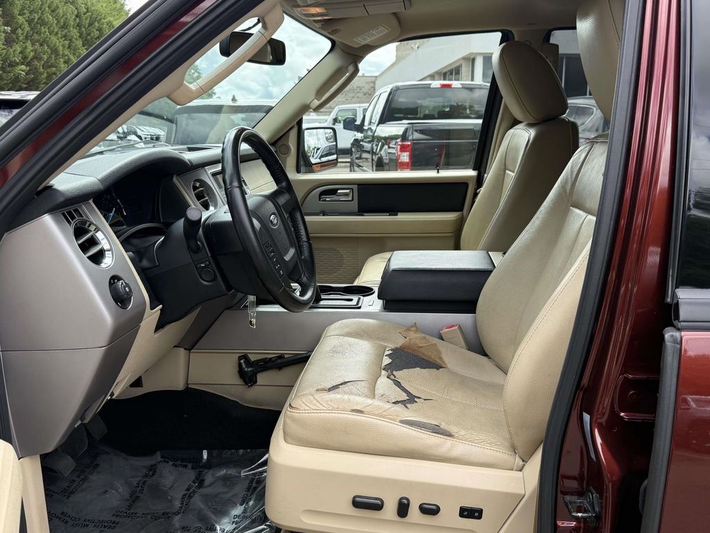 Used 2017 Brown Ford XLT image 13
