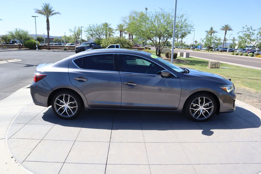 Thumbnail: 2020 Acura ILX - 4