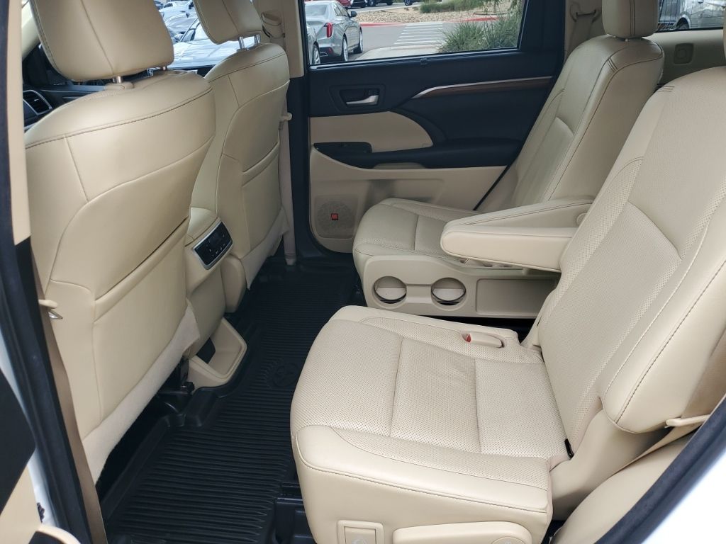 Used Car 2017 Toyota Highlander  Limited For Sale Under $25,000 In Austin, Texas