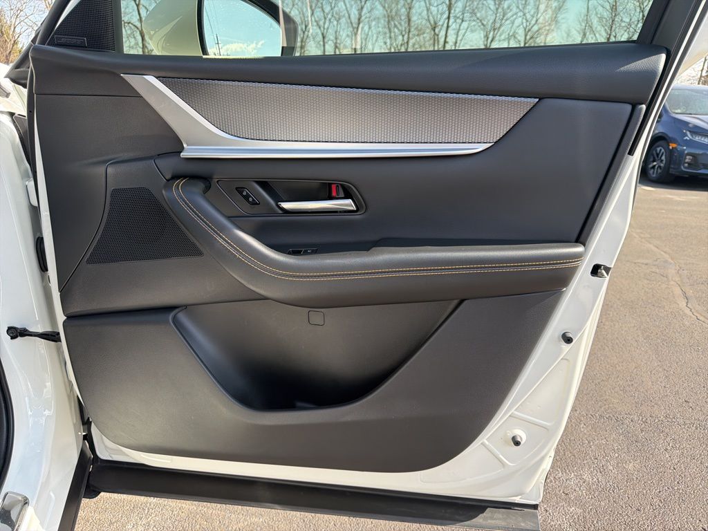 Thumbnail: 2025 Mazda CX-90 - 28