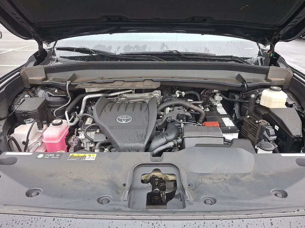 Thumbnail: 2024 Toyota Grand Highlander - 29