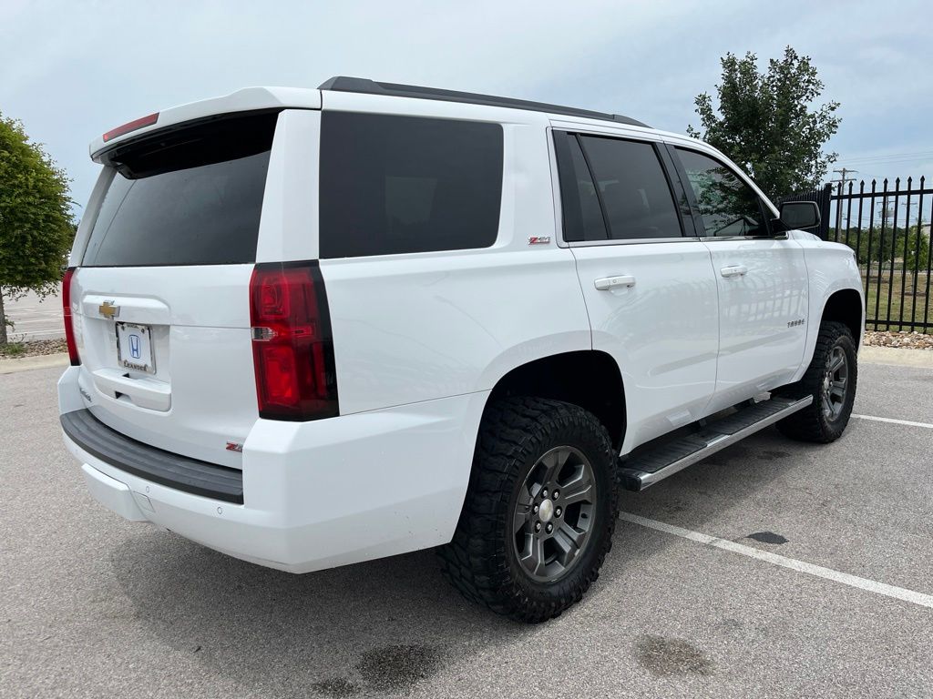 Thumbnail: 2016 Chevrolet Tahoe - 4