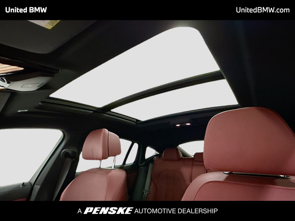 Thumbnail: 2022 BMW X6 - 12