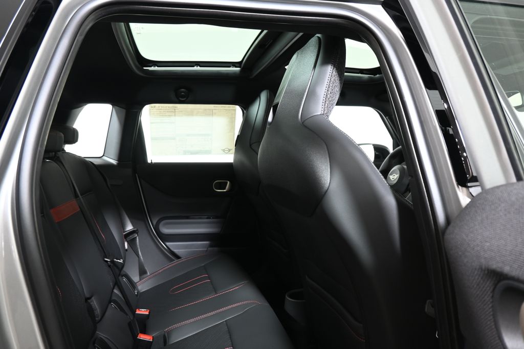 Thumbnail: 2026 MINI Cooper - 19