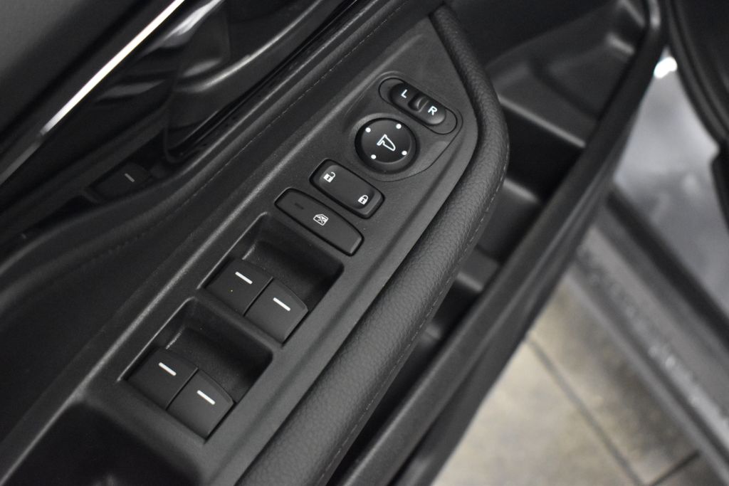 Thumbnail: 2026 Honda Odyssey - 9