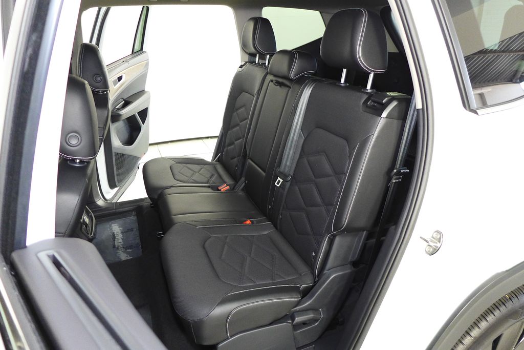 2024 Volkswagen Atlas SE 20