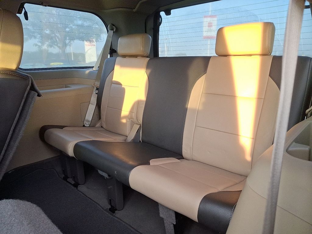 Thumbnail: 2015 Nissan Armada - 10