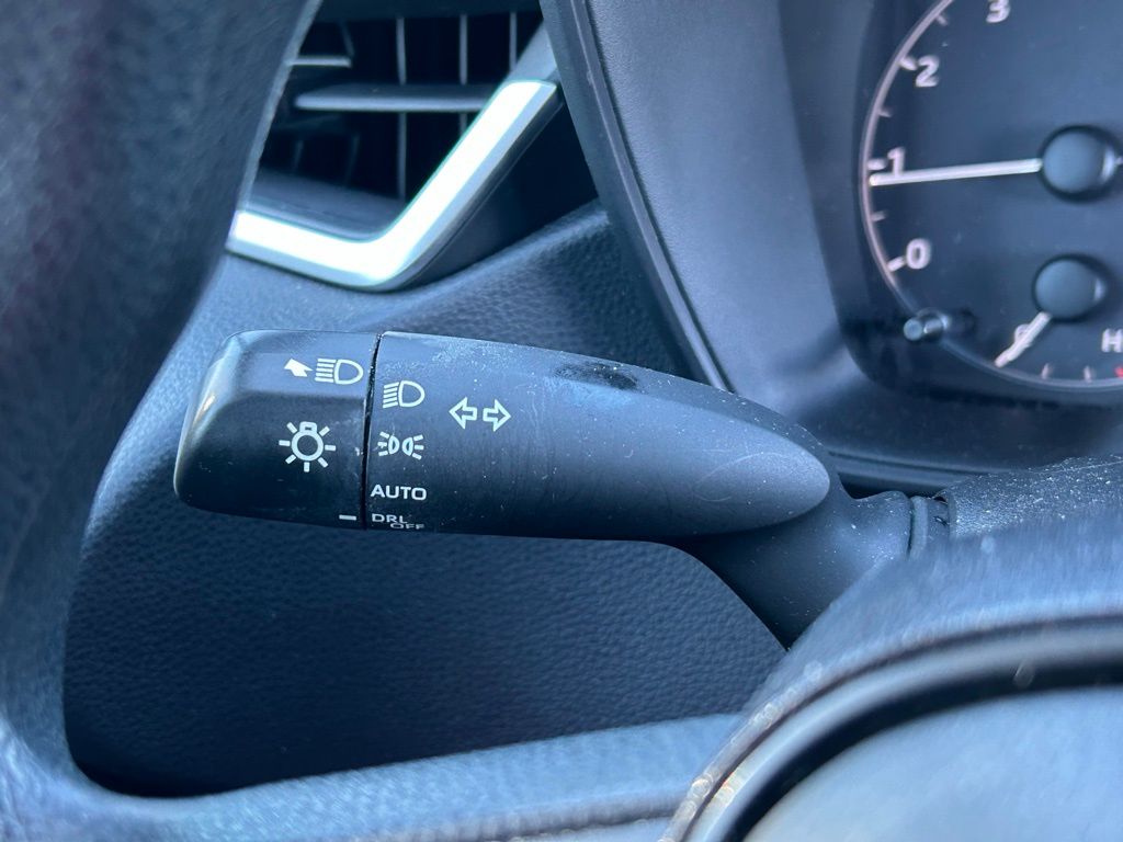 Thumbnail: 2023 Toyota Corolla - 20