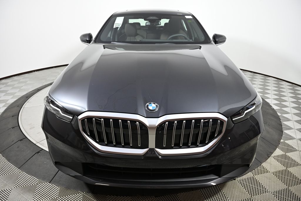 Thumbnail: 2026 BMW 5 Series - 8