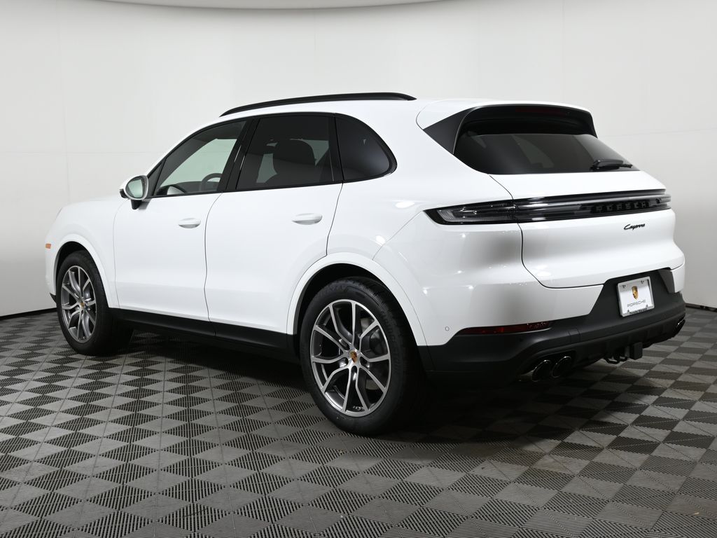 2025 Porsche Cayenne  3