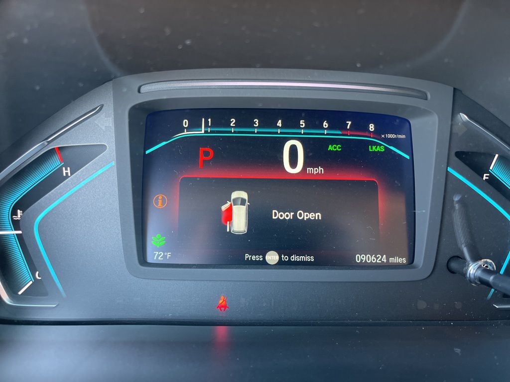 Thumbnail: 2018 Honda Odyssey - 23