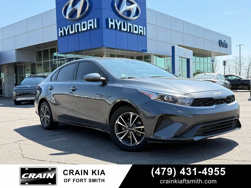  2024 Kia Forte LXS FWD   