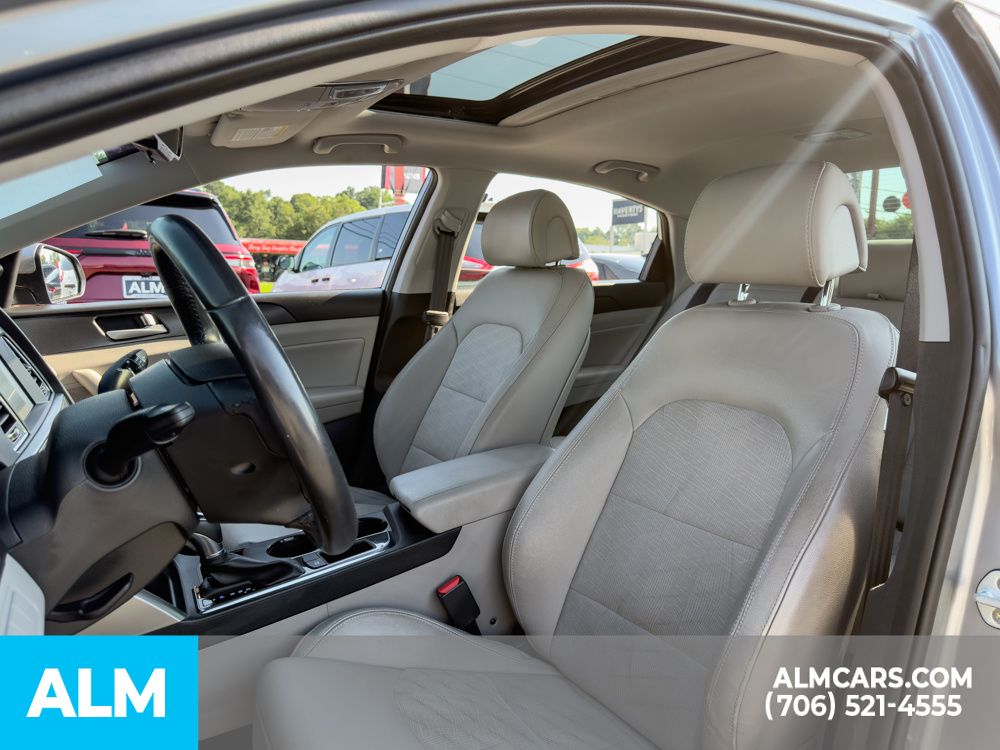 Used 2017 Gray Hyundai Sport image 8