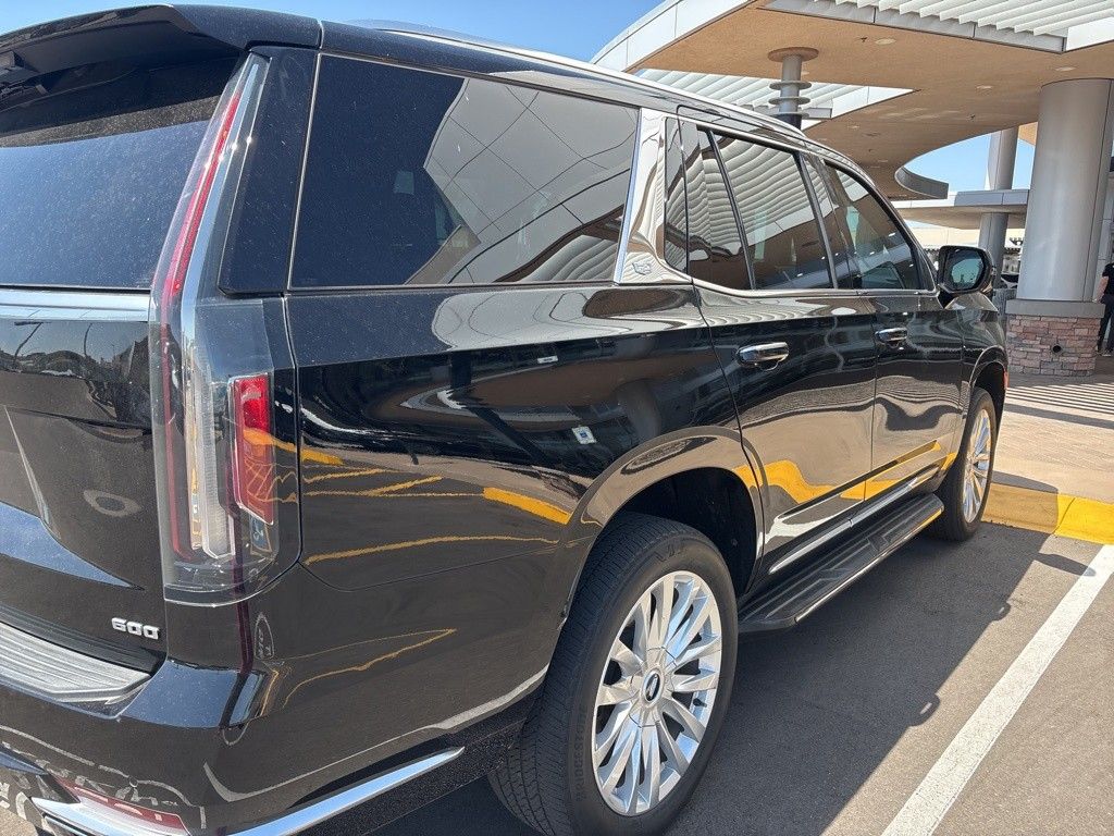 Thumbnail: 2021 Cadillac Escalade - 5