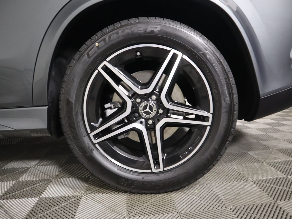 Thumbnail: 2026 Mercedes-Benz GLE - 31