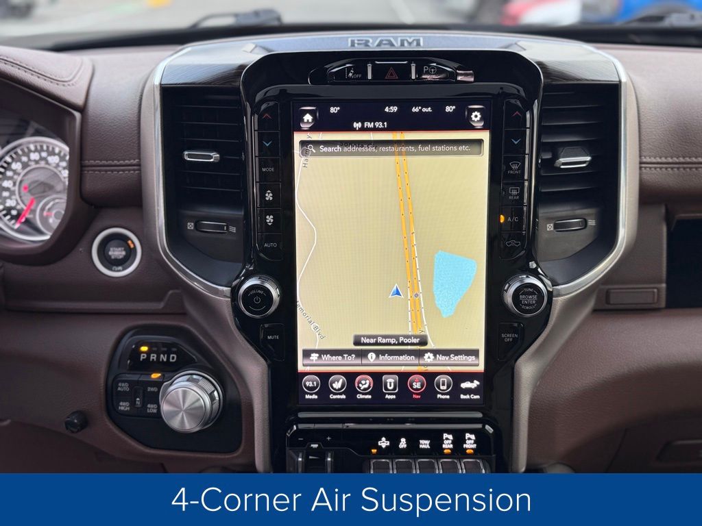 2019 Ram 1500 Laramie Crew Cab 4x4 5'7" Box