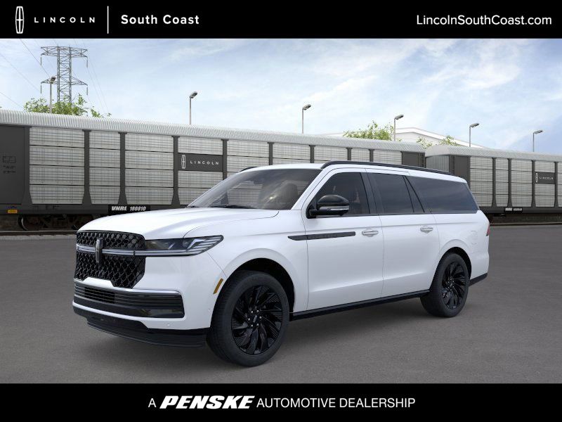 Thumbnail: 2025 Lincoln Navigator L - 1
