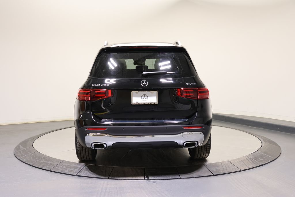 Thumbnail: 2026 Mercedes-Benz GLB - 6