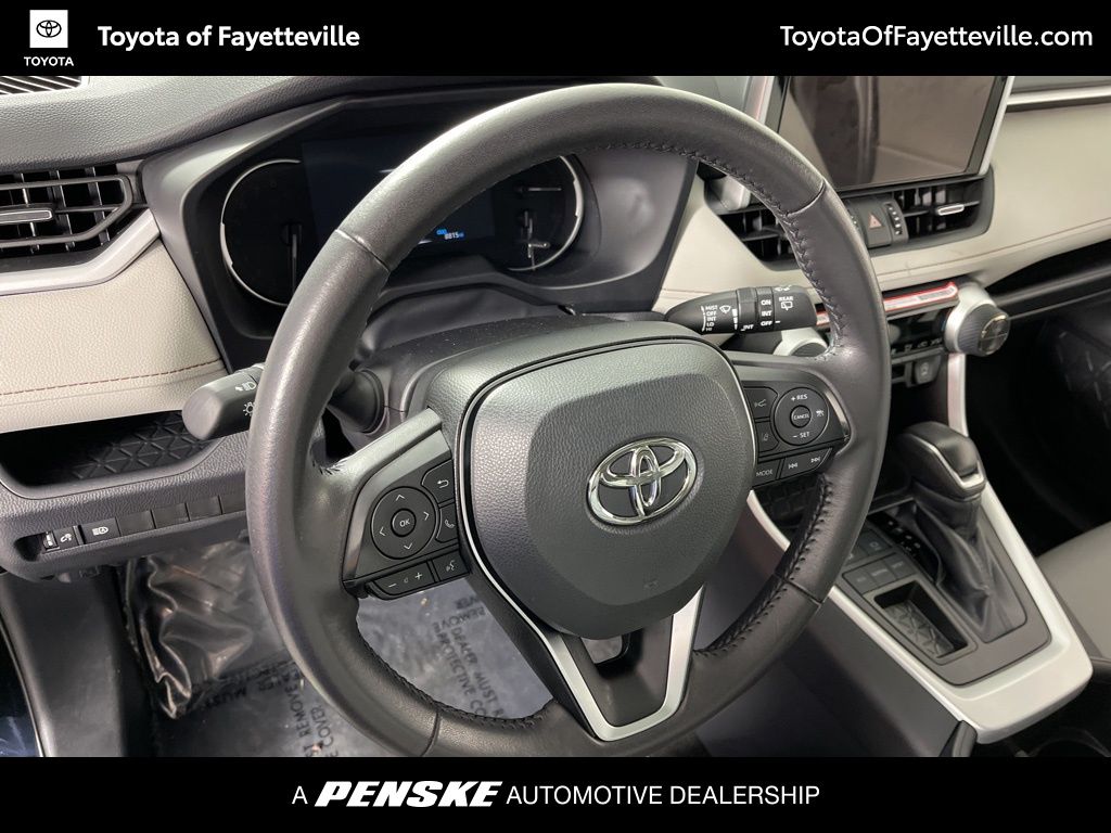 Thumbnail: 2025 Toyota RAV4 - 29