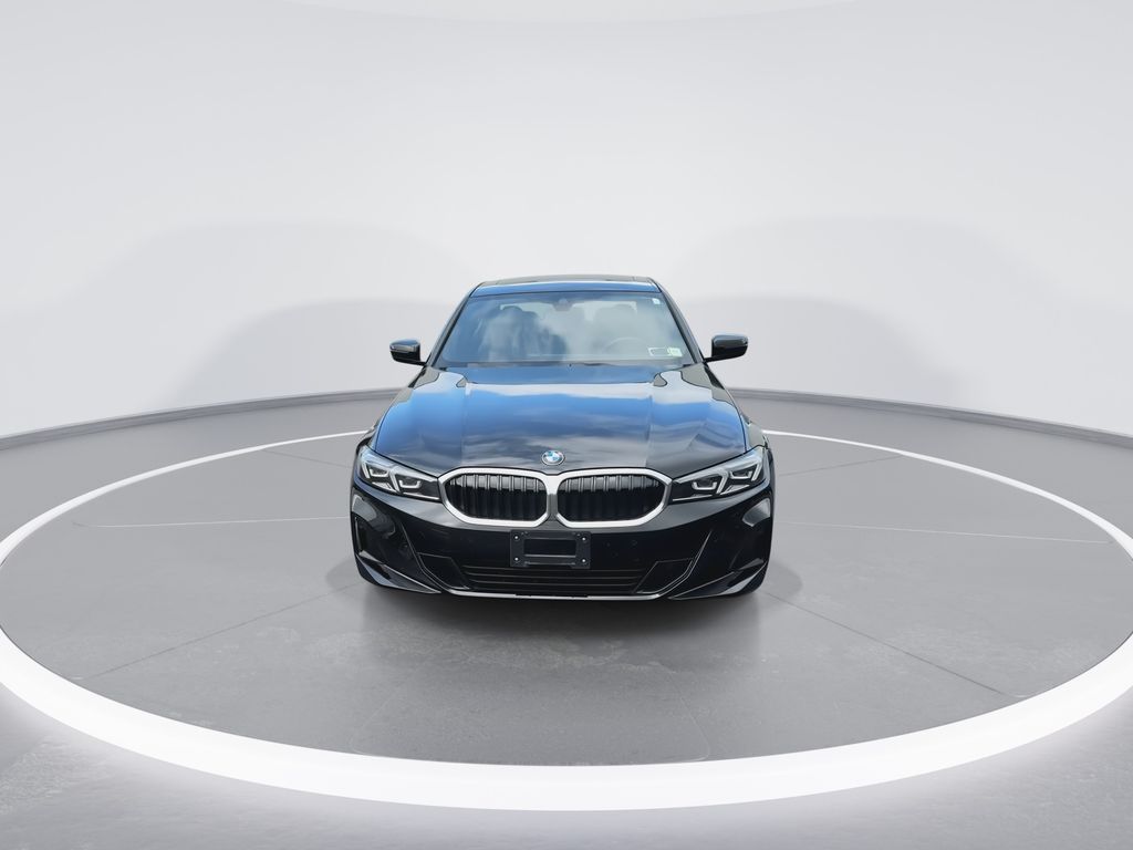 Thumbnail: 2023 BMW 3 Series - 3