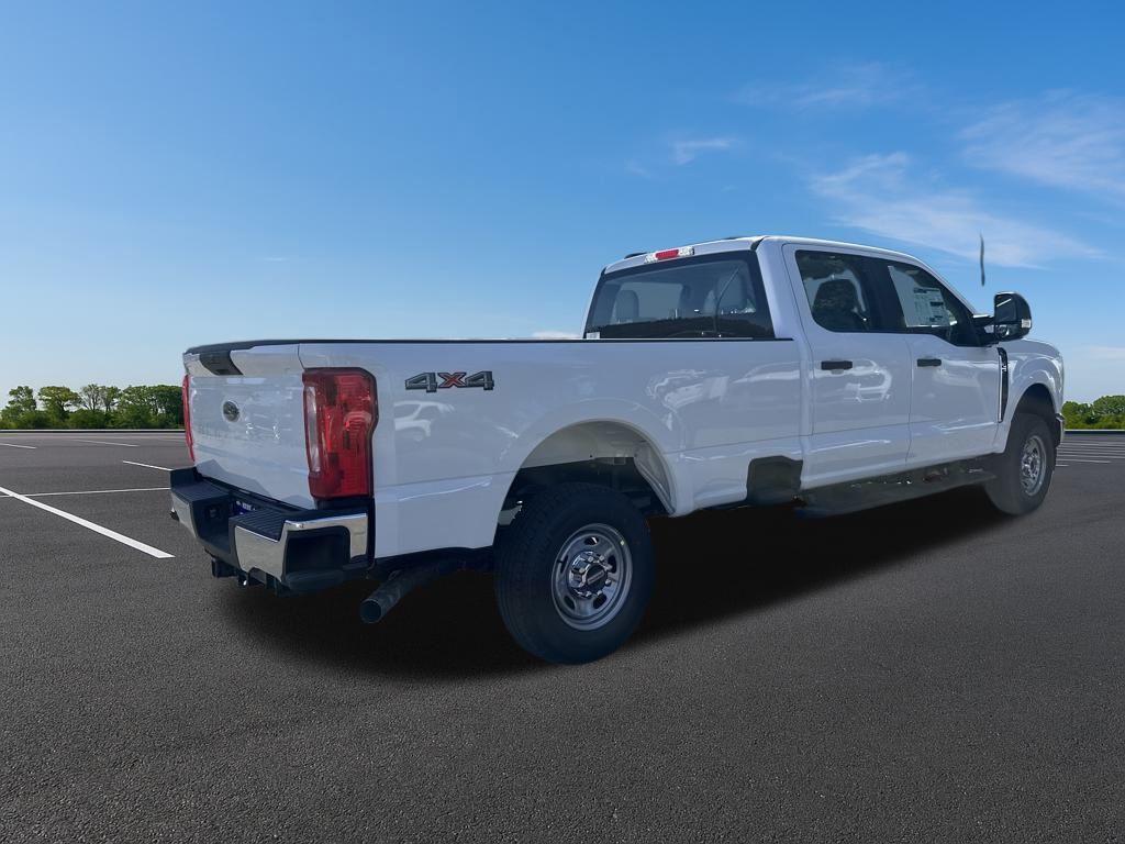 New 2026 Ford Super Duty F-250 Crew Cab 8' Box XL