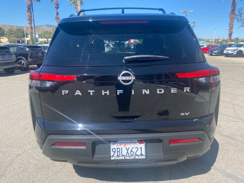 View vehicle photo 5