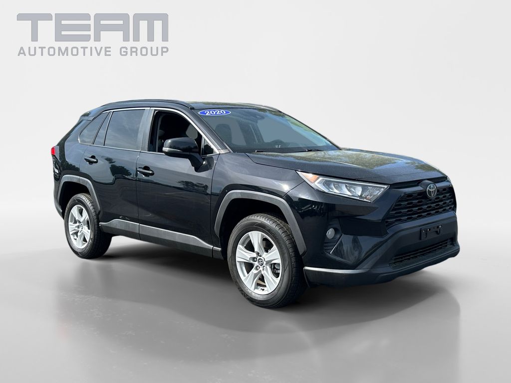 2020 Toyota RAV4 XLE FWD