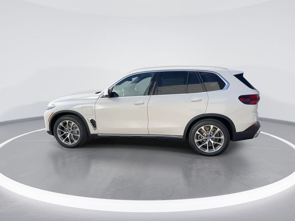 2025 BMW X5 xDrive50e 5