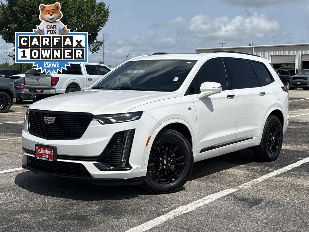 2024 Cadillac XT6 Luxury White at River Oaks CDJR