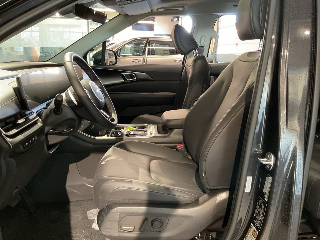 New 2026 Gray Kia SX image 9