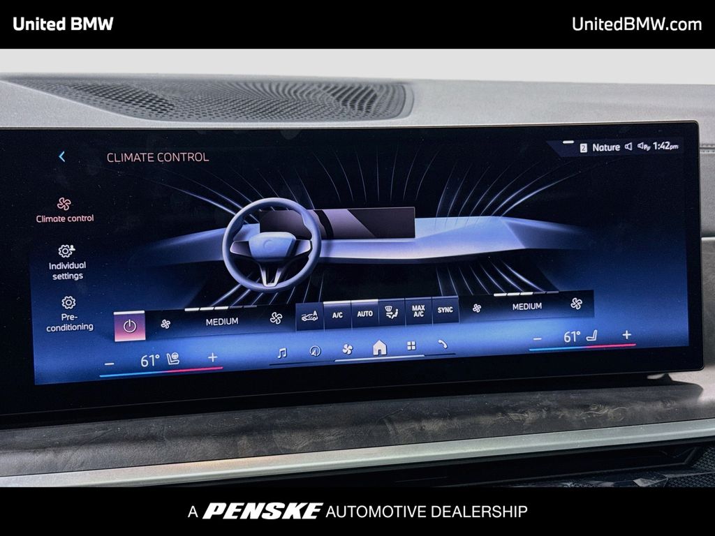 Thumbnail: 2026 BMW X7 - 11