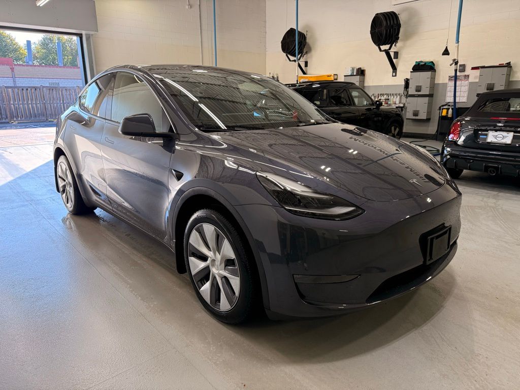 Thumbnail: 2023 Tesla Model Y - 7