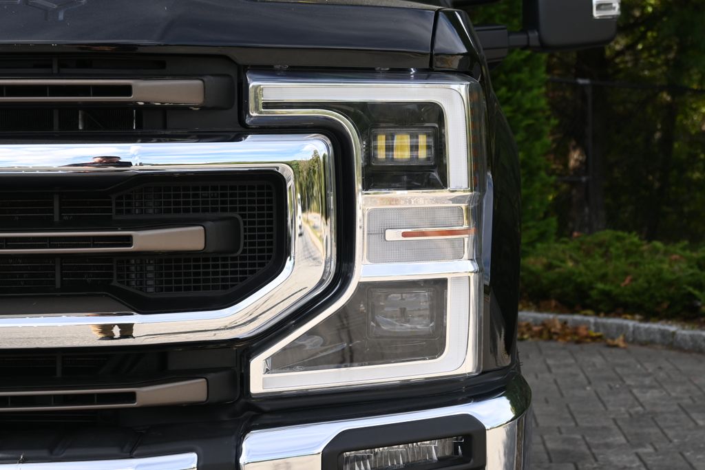 Thumbnail: 2022 Ford Econoline - 12
