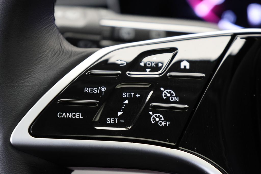 Thumbnail: 2026 Mercedes-Benz GLE - 21