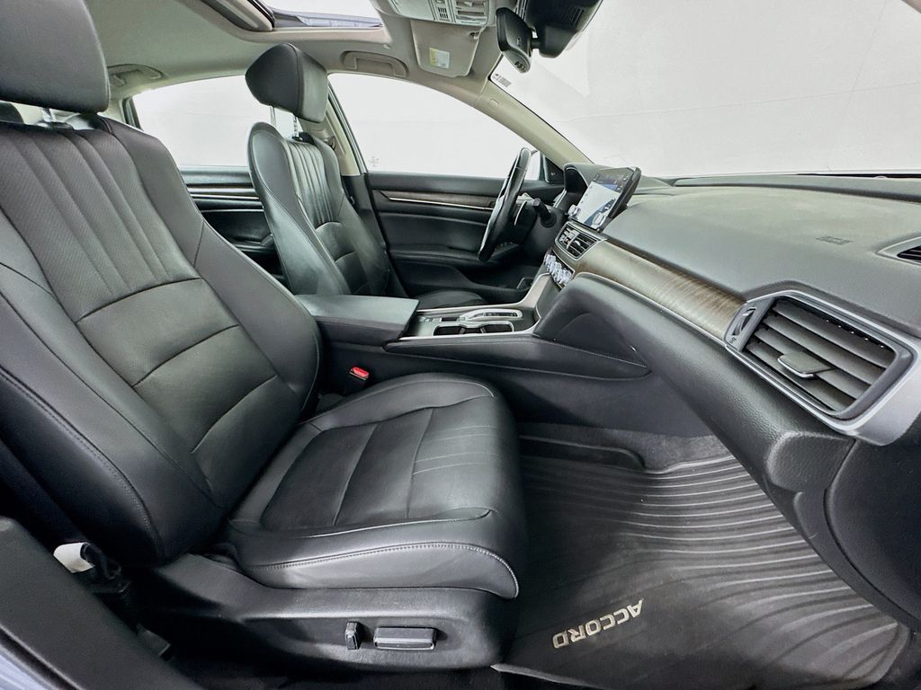 Used Car 2022 Honda Accord  Touring 2.0t For Sale Under $25,000 In Austin, Texas