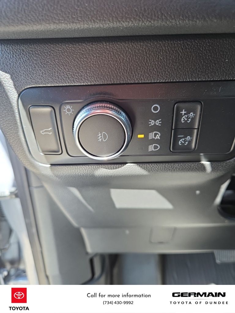 2022 Ford Escape SEL photo 22