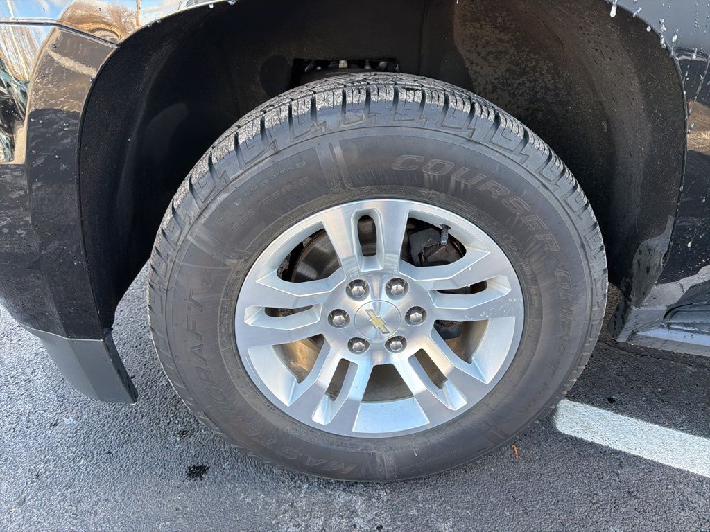 Thumbnail: 2020 Chevrolet Tahoe - 10