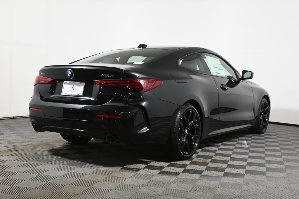 Thumbnail: 2027 BMW 4 Series - 7