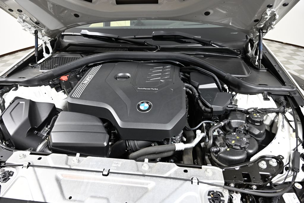 Thumbnail: 2023 BMW 3 Series - 27