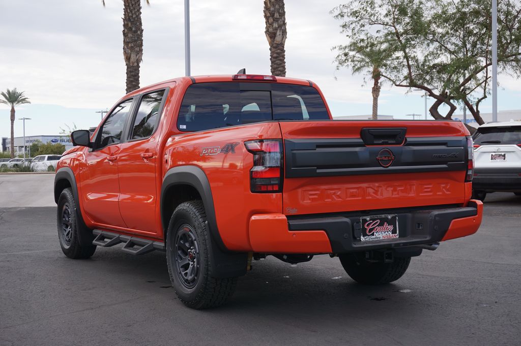 2025 Nissan Frontier PRO-4X 3