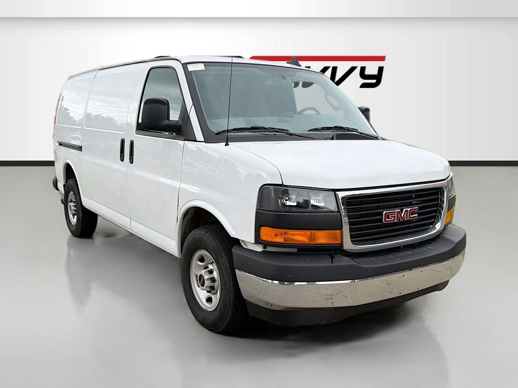 2025 GMC Savana 2500's photo