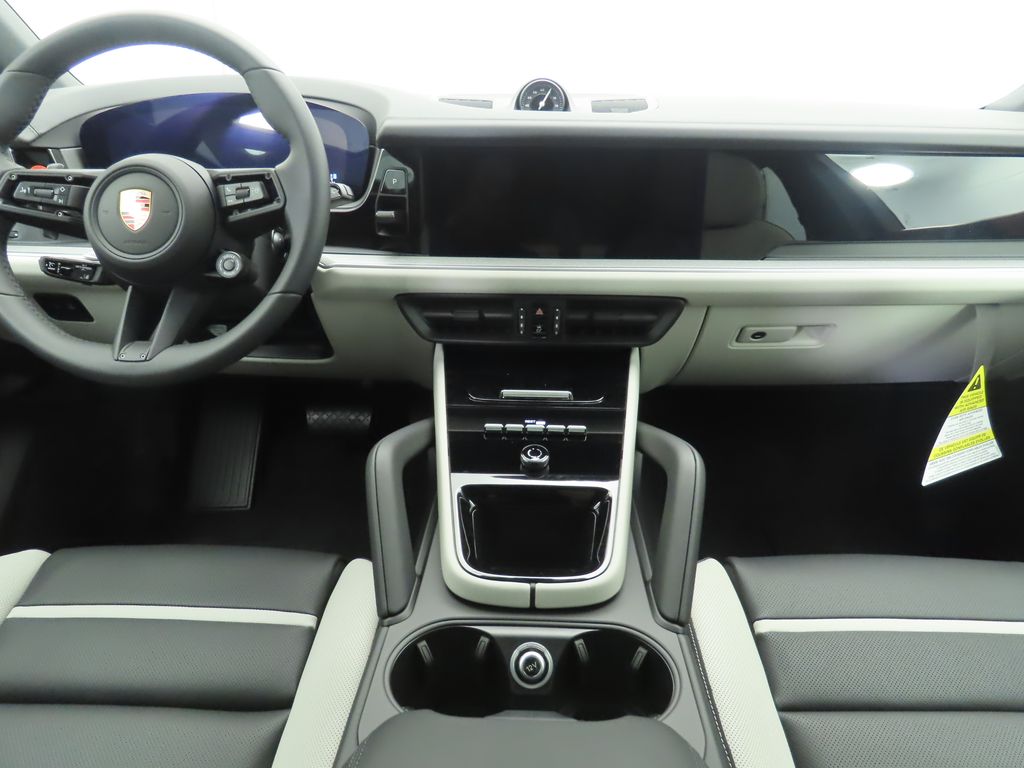 Thumbnail: 2025 Porsche Cayenne - 16