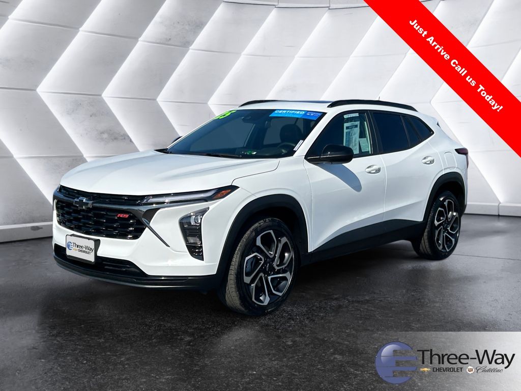 Summit White 2025 Chevrolet Trax RS with 2RS FWD SUV / Crossover Front-Wheel Drive 6-Speed Automatic