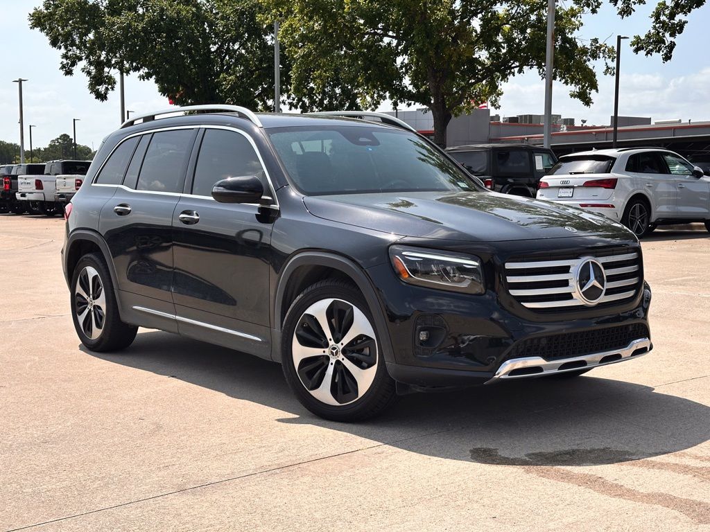 Cosmos Black Metallic 2024 Mercedes-Benz GLB SUV / Crossover Front-Wheel Drive 8-Speed Dual Clutch