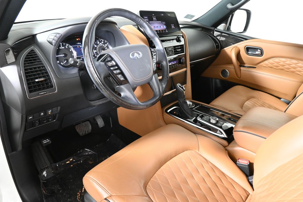 Thumbnail: 2024 INFINITI QX80 - 14