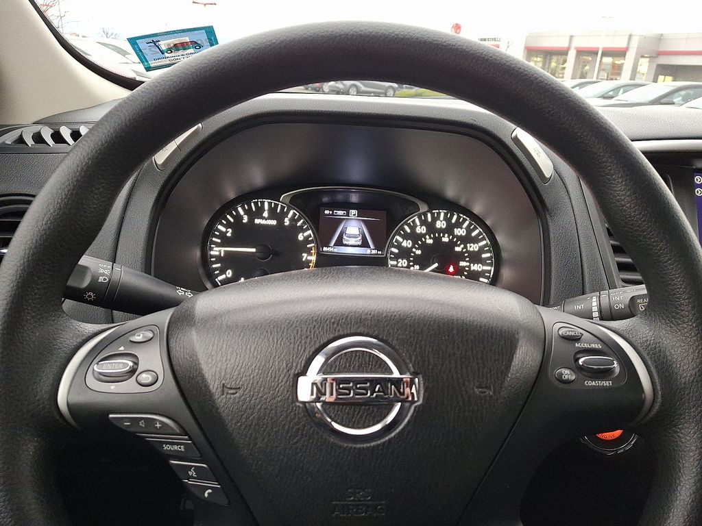 Thumbnail: 2020 Nissan Pathfinder - 19