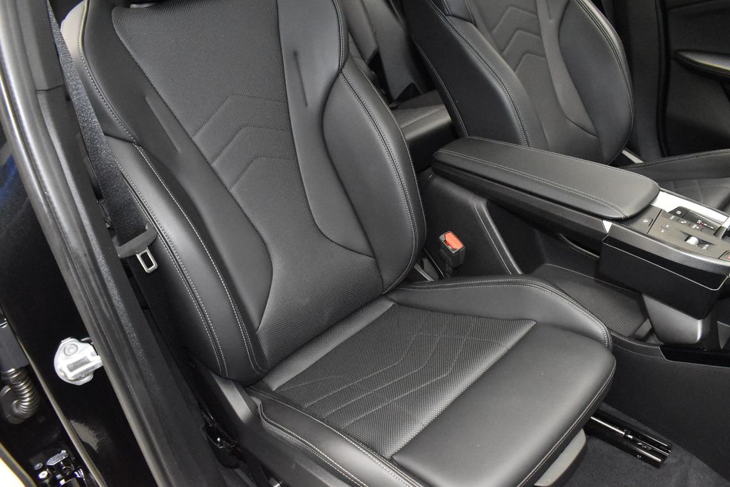 Thumbnail: 2024 BMW X1 - 25